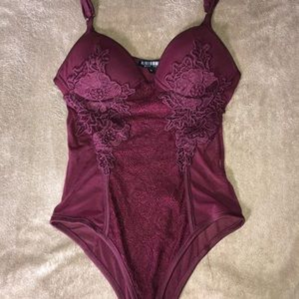 Honey Pot Mesh Maroon Padded Sheer Bodysuit M